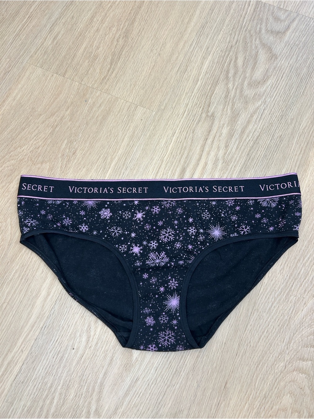 Victoria's Secret Hiphugger Panty L